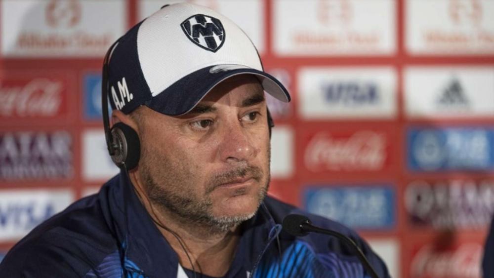 مدرب مونتيري: "سنكون في أفضل حالاتنا أمام ليفربول الأفضل بالعالم"