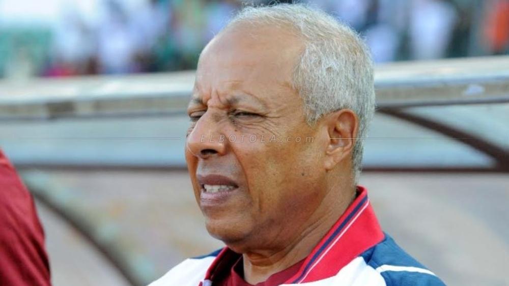 فاخر ينتقد "البرمجة" بعد مواجهة الرجاء..و يعلق بطريقة "ساخرة" قائلا: "شِي فْراقي نسِينا عْليهم وَاش كَاينِين"