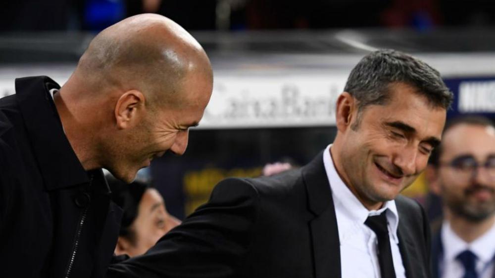 فالفيردي يعترف بـ"معاناة" برشلونة أمام ريال مدريد ويكشف سبب استبعاد بوسكيتس دقائق قليلة قبل انطلاق "الكلاسيكو"