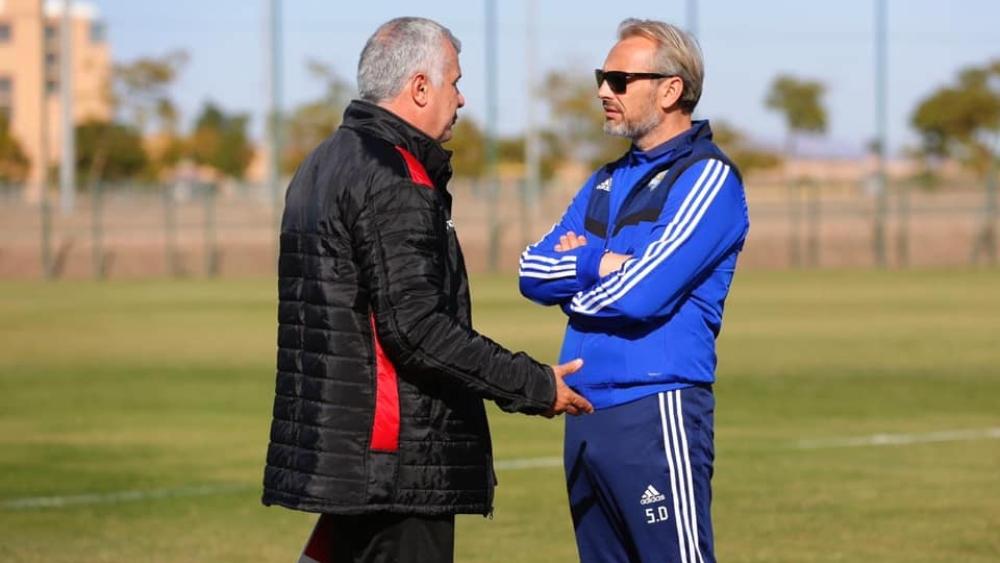 رسميا: بيراميدز المصري يعلن إنفصاله عن المدرب الفرنسي سباستيان ديسابر