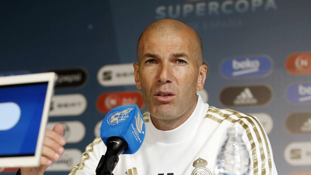 زيدان: "أرى أنني أصبحت أفضل مما كنت عليه بعد فوزي بدوري أبطال أوروبا 3 مرات"