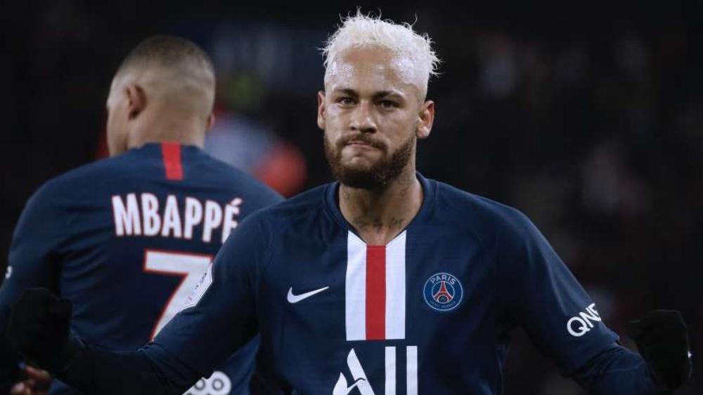 نيمار يحسم مستقبله مع باريس سان جيرمان بـ"قرار مفاجئ"