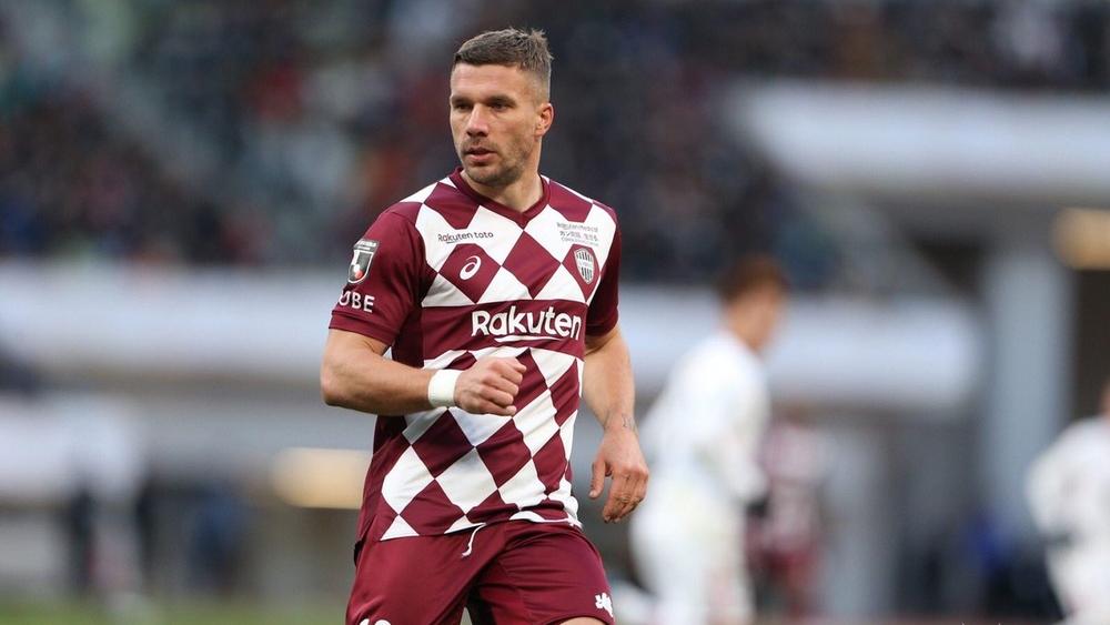 بودولسكي يودع أنصار فيسيل كوبي الياباني