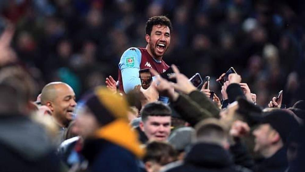 المصري تريزيجيه يقود أستون فيلا إلى نهائي كأس الرابطة الإنجليزية