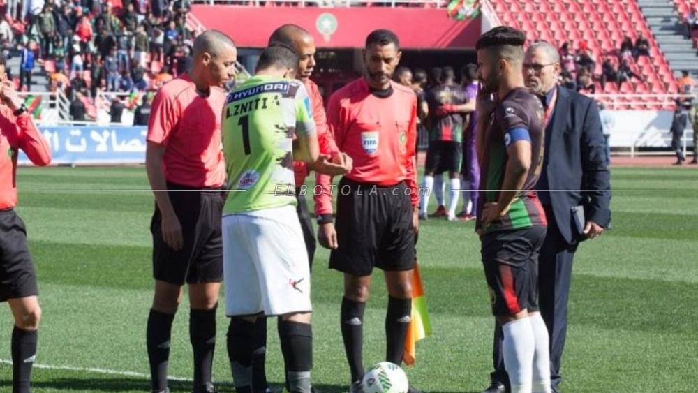 خاص | لجنة البرمجة تتشبَّث بتوقيت مباراة الجيش الملكي والرجاء الرياضي