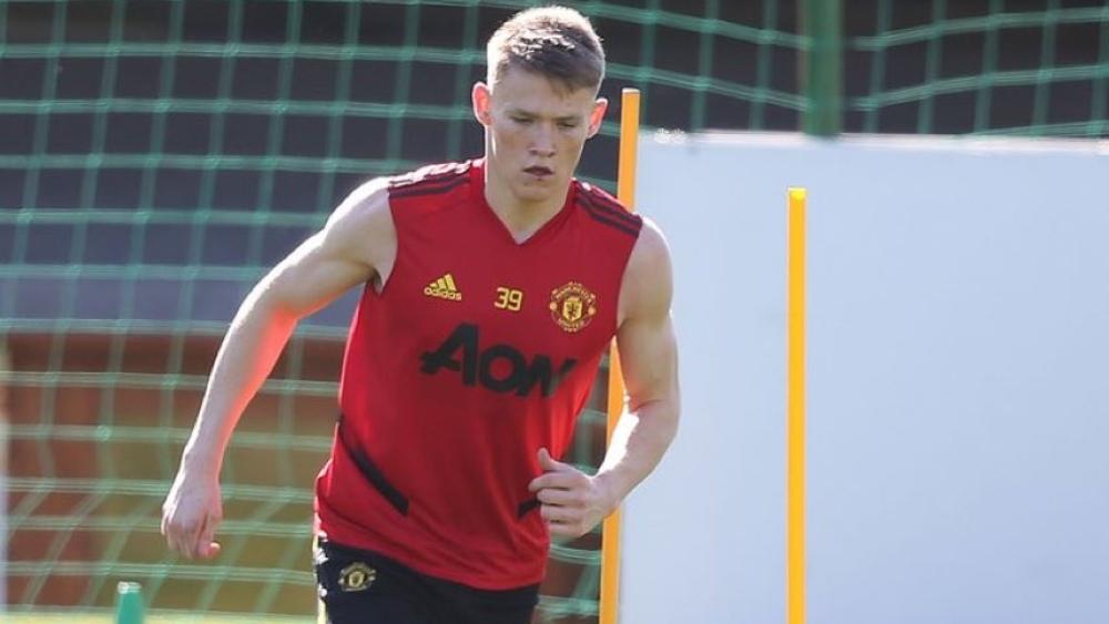 جماهير مانشستر يونايتد تستقبل خبرًا مفرحًا قبل قمة تشيلسي