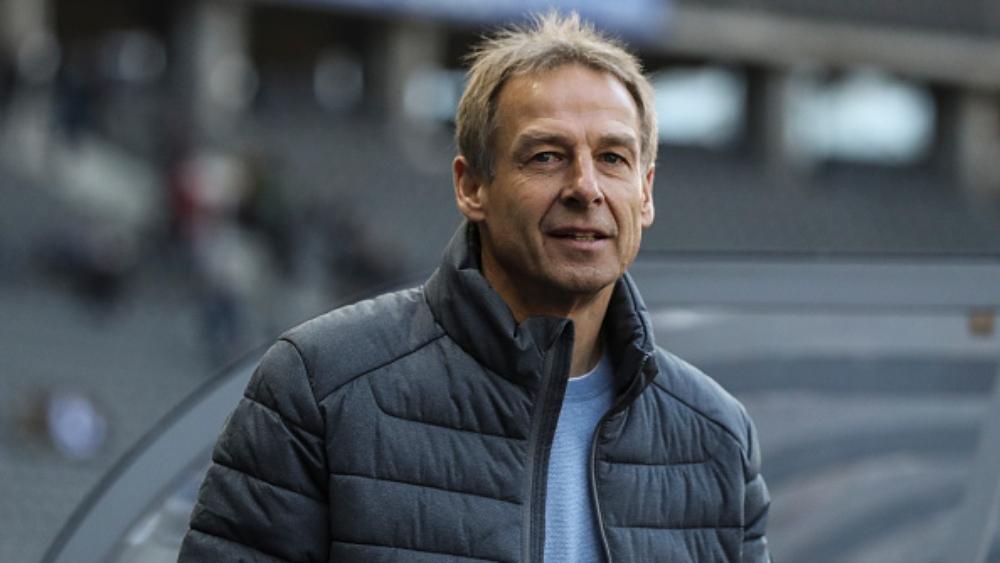 كلينسمان يستقيل من تدريب هيرتا برلين .. بعد أقل من ثلاثة أشهر على تعيينه