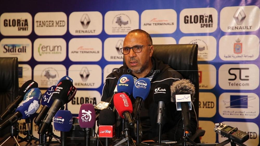 الخلفي: "في بعض الأحيان يكون الحظ عاملا حاسما في ترجيح كفة فريق دون آخر و الهزيمة أمام اتحاد طنجة لا تعكس ما قدمناه في المباراة"