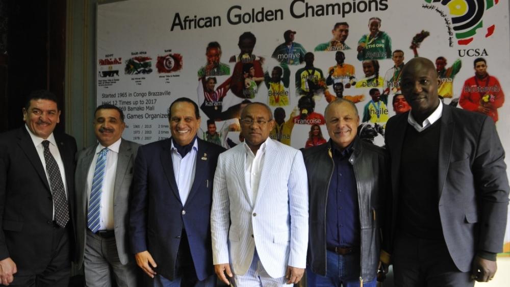 "الكاف" يفتح باب الترشيحات لاحتضان نهائييْ "دوري أبطال أفريقيا" و"كأس الكونفدرالية"