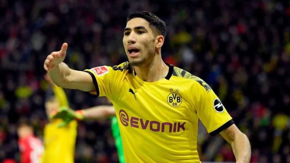 أشرف حكيمي في التشكيلة المثالية للجولة الـ23 من "الدوري الألماني"