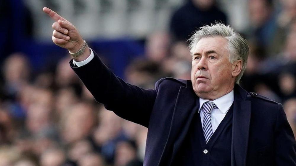 لامبارد: "أنشيلوتي يستحق استقبالاً دافئاً في تشيلسي"