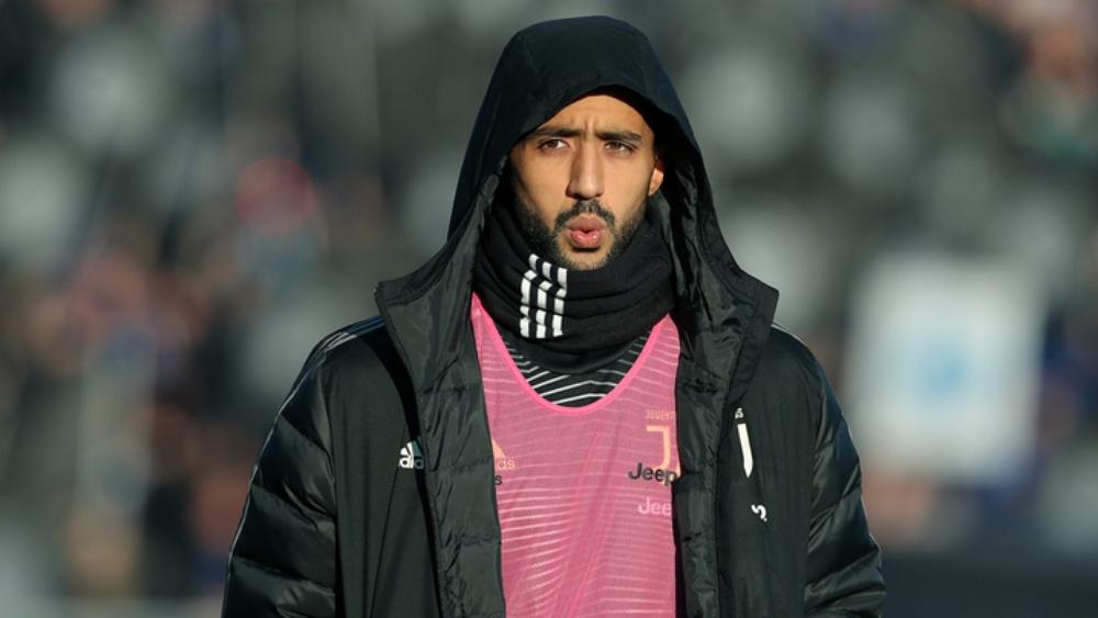 بنعطية يُبدي "مساندته الرمزية" للإيطاليين بعد تفشي وباء "كورونا"