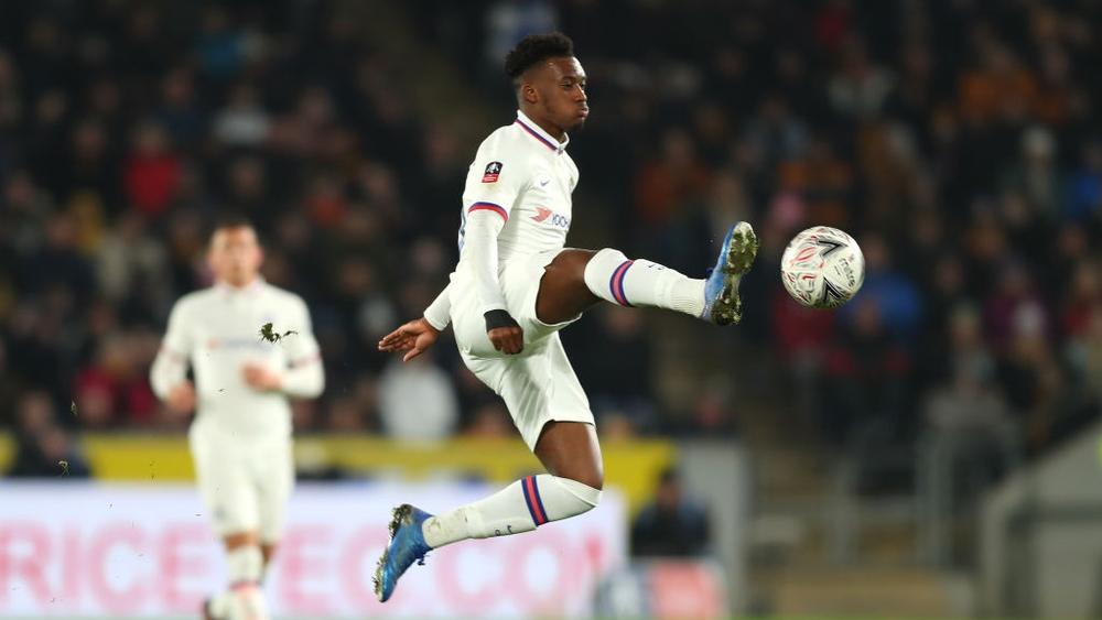 رغم إصابته بفيروس كورونا .. هودسون-أودوي يتدرب بشراسة