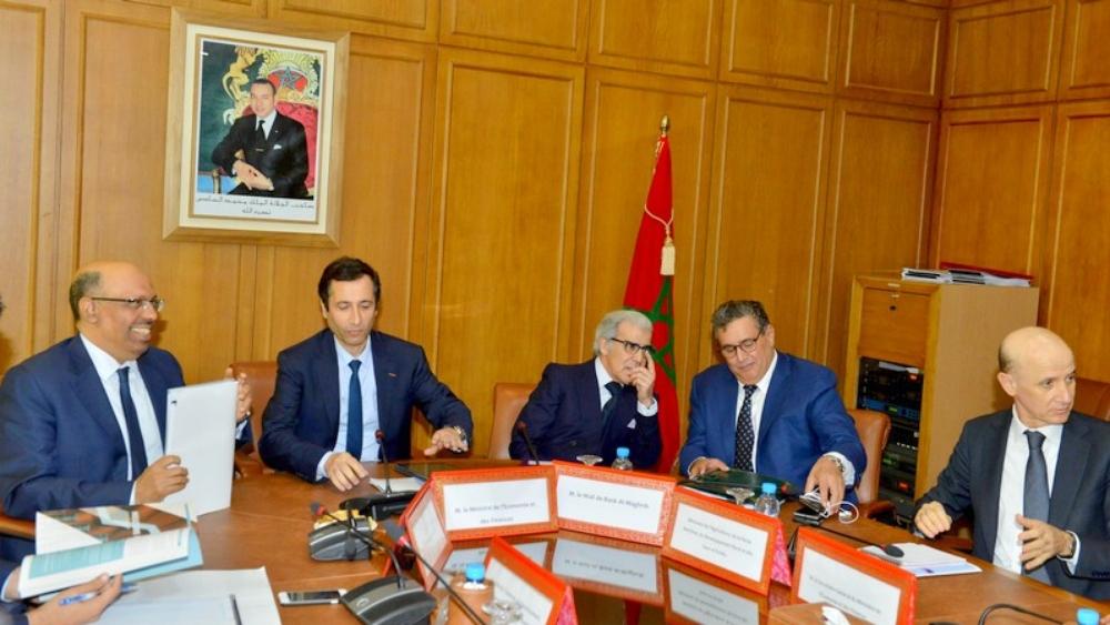 مستجدات "كورونا": لجنة اليقظة تخصص راتب 2000 درهم للمنخرطين في صندوق الضمان الاجتماعي و المتوقفين عن العمل بسبب "كورونا"