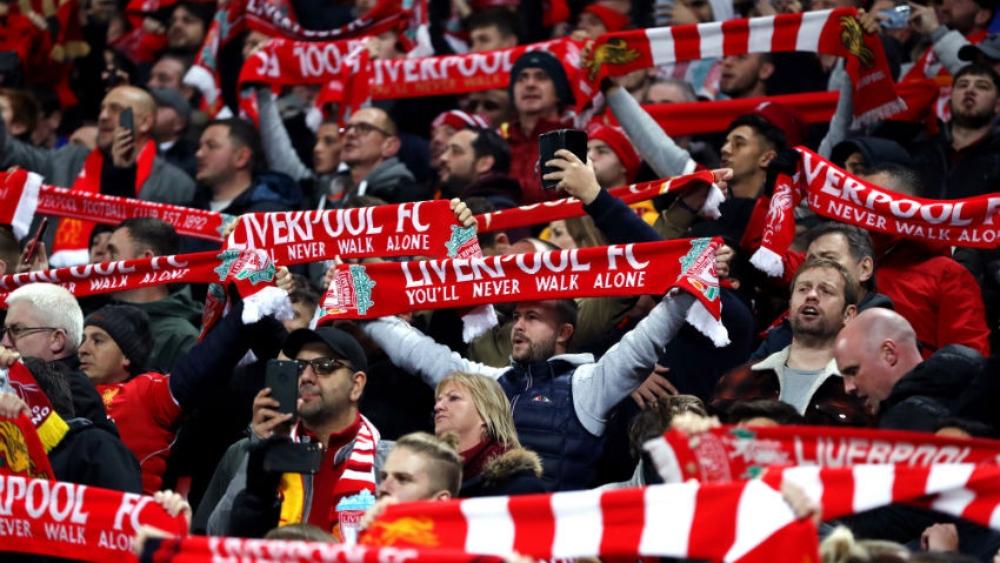 محطات إذاعية أوروبية تتحد و تبث نشيد ليفربول "لن تمشي أبدا وحيدا" مواجهةً لفيروس "كورونا"