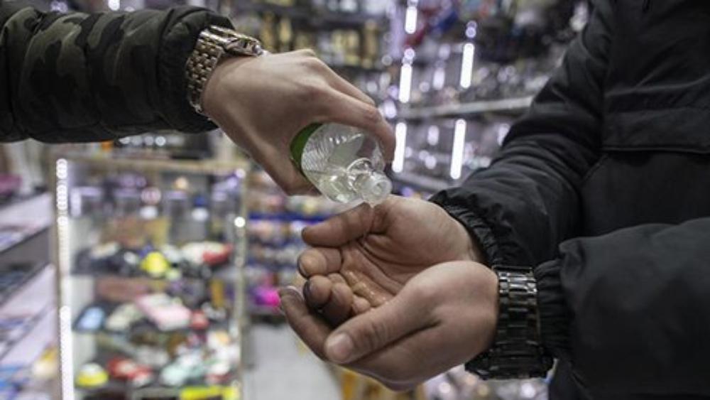 ضبط محل تجاري في برشيد يقوم ببيع محلول كحولي مائي على أساس أنه مادة "مُعَقِّمَة"