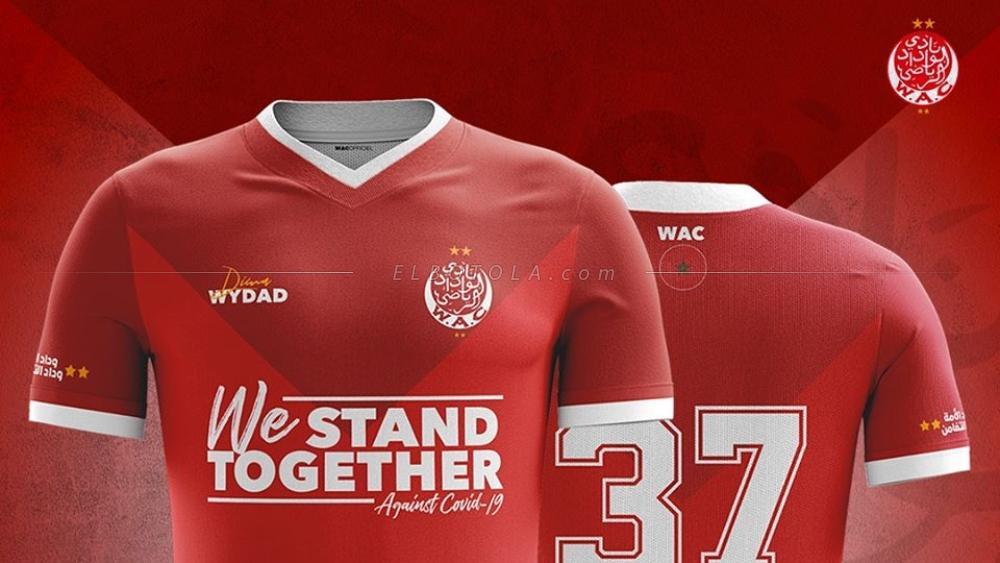 الوداد يطرح أقمصة خاصة للبيع و يخصص جميع "مداخيلها" للمساهمة في الصندوق الخاص بتدبير جائحة "كورونا"