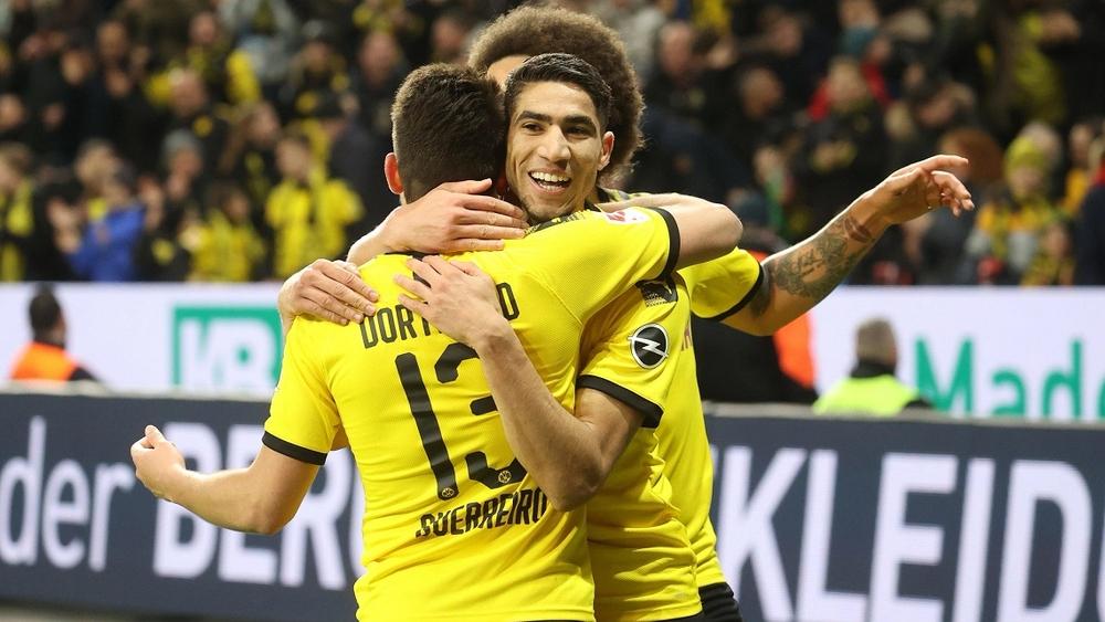 صحيفة 'بيلد': "حكيمي لم يمدد عقده مع ريال مدريد وهناك إمكانية للبقاء في دورتموند"