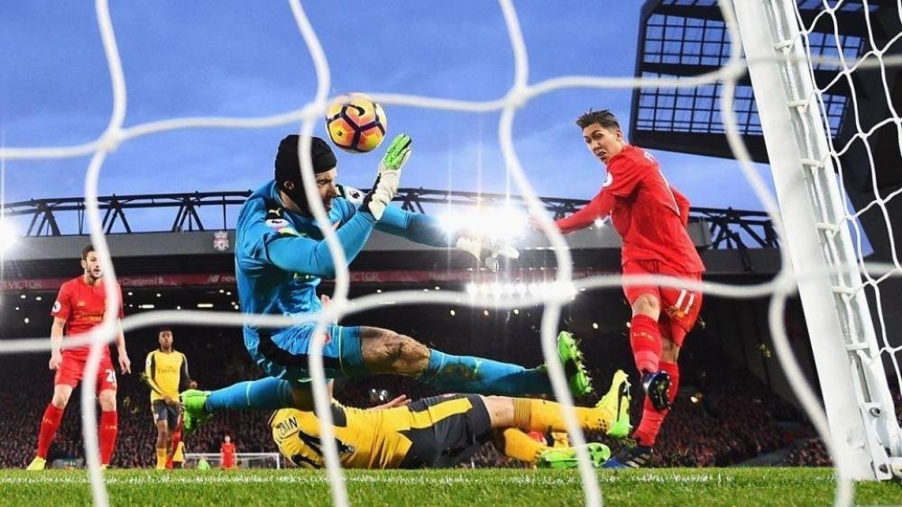 السعودية تطمح للاستحواذ على حقوق البث التلفزيوني لـ"الدوري الإنجليزي الممتاز"