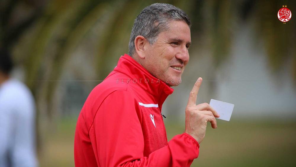 غاريدو: "الوداد يعتبر بمثابة برشلونة أو ريال مدريد في المغرب و تدريبه ليس في متناول أي شخص"