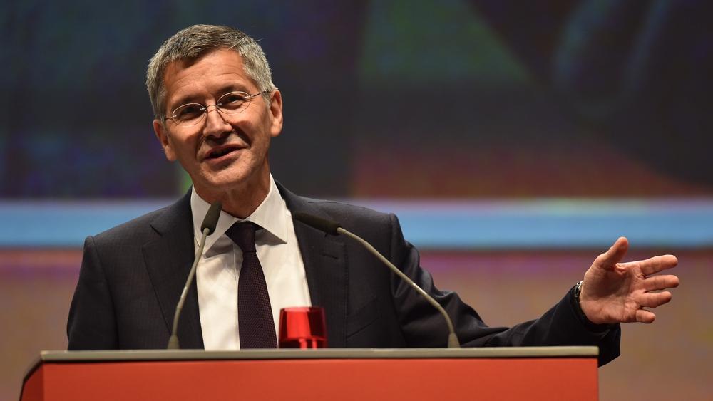 رئيس بايرن ميونخ: "عودة البوندسليجا جاءت بشكل أفضل ممّا توقعه المنتقدون"