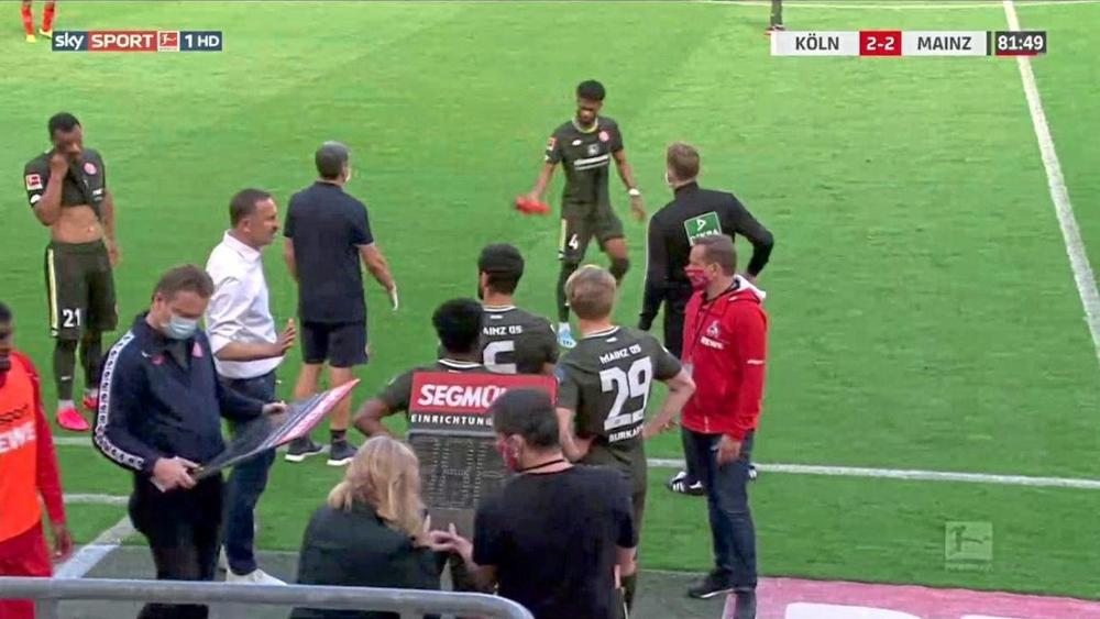 مدير كولون: "مدرب ماينز كسر الاتفاق"