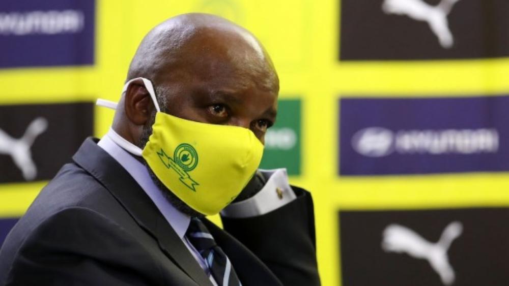 مع "احترام" الإجراءات الوقائية ضد كورونا.. سان داونز يعلن تجديد عقد بيتسو موسيماني في مؤتمر صحافي ويعتذر لجماهيره على عدم الاحتفال بـ"ذكرى التأسيس"