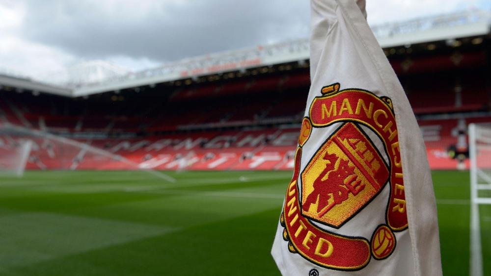 مانشستر يونايتد يكشف عن خسائره من أزمة فيروس "كورونا"