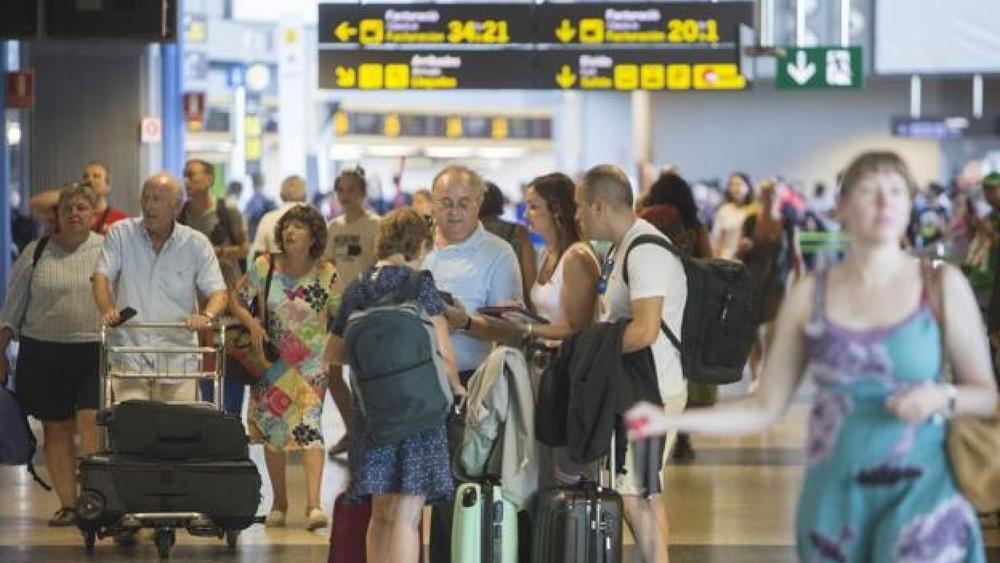 إسبانيا تُعلن بدء استقبال السياح الأجانب انطلاقاً من يوليوز القادم