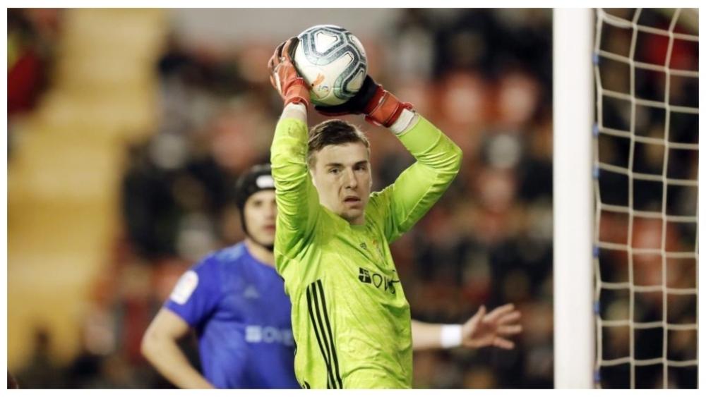 لونين: "أجهز نفسي حتى أصبح حارس ريال مدريد الأول"