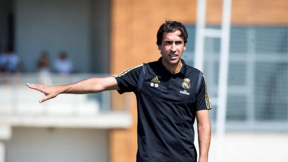 بدعمٍ من الجماهير.. راؤول يتصدر الترشيحات لتدريب شالكه