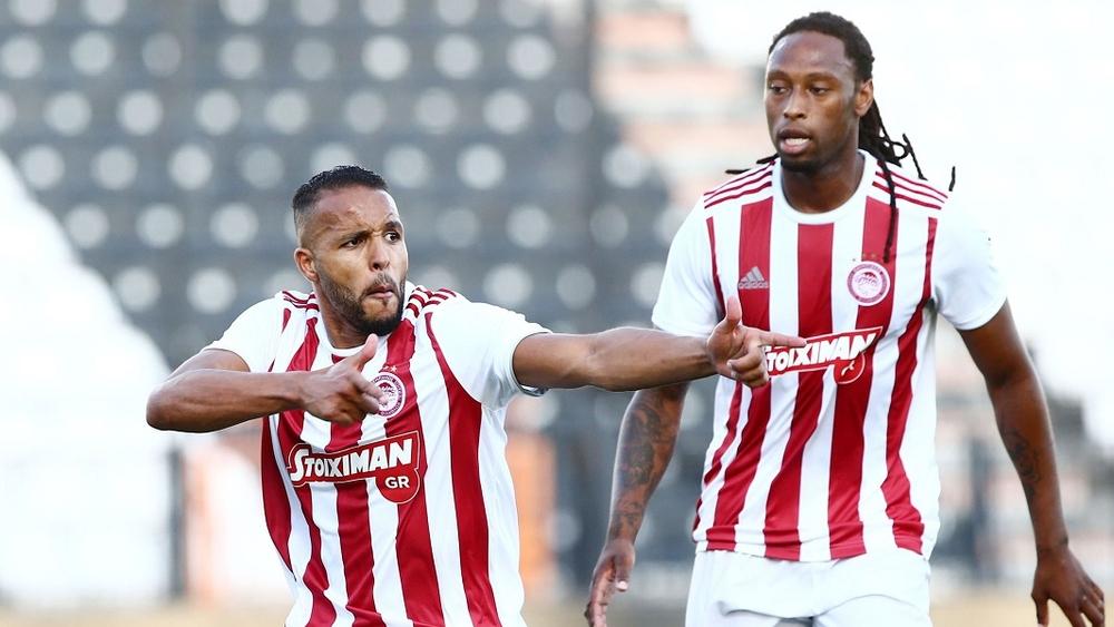 يوسف العربي يقود أولمبياكوس للفوز على باوك ويرفع رصيد أهدافه إلى 18