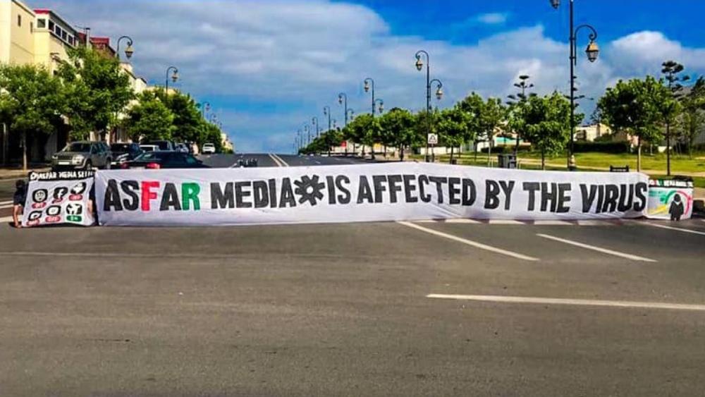 "أولترا عسكري" تهاجم كيفية تعامل الجيش الملكي مع مواقع التواصل الاجتماعي: "صفحة النادي أُصيبت بالعدوى والتزمت بالحجر الصحي!"