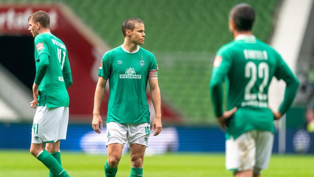 بعد مرور 40 عاما على آخر نزول.. بريمن يتمسك بالأمل وينتظر "معجزة" للبقاء في "البوندسليغا"!