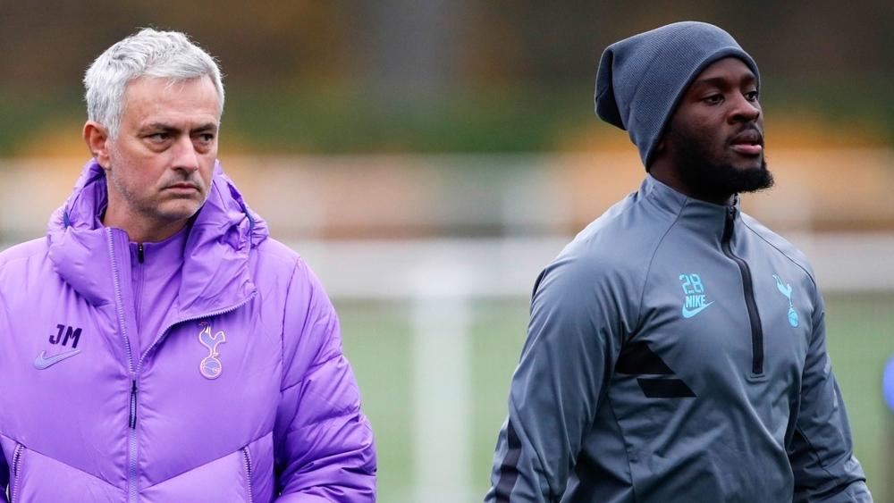 ندومبيلي "يتمرد" على مورينيو بعد شجار بينهما ويرفض اللعب تحت إشراف "السبيشل وان"!