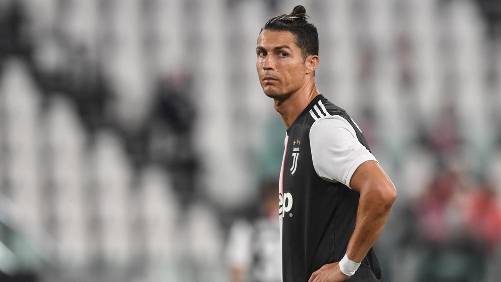 كريستيانو رونالدو يقود يوفنتوس لقهر ليتشي برباعية في الدوري الإيطالي