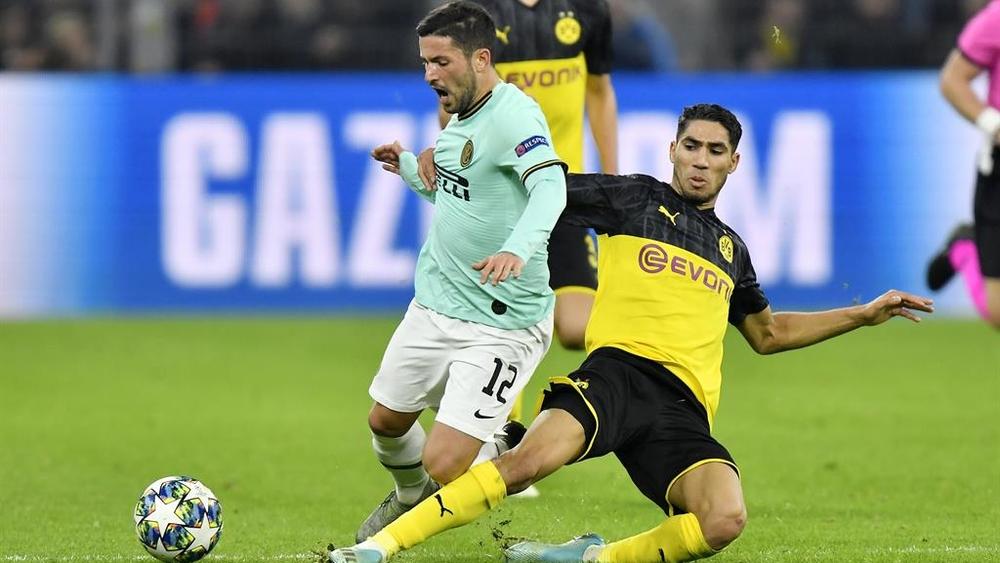 حكيمي إلى الإنتر.. أسباب دفعت أشرف لاختيار الفريق الإيطالي ورفض العودة إلى ريال مدريد