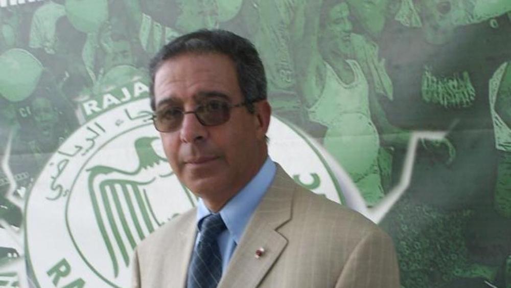 أحمد بنزيدان .. كاتب الرجاء الإداري الذي جُمِّد راتبه منذ عهد حسبان بعد إصابته بمرض "السَّرطان"