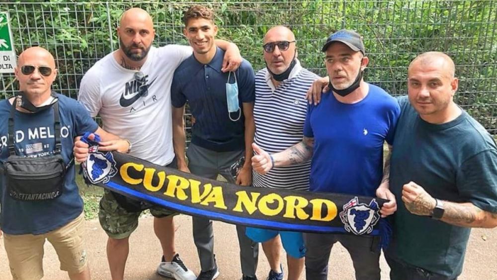 جماهير إنتر الإيطالي "كورفا نور" توجّه أول رسالة لحكيمي