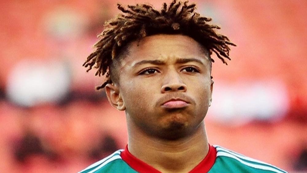 رسميا: الفتح يعلن انتقال لاعبه أسامة فلوح إلى أنجيه الفرنسي