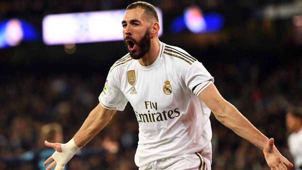 بنزيما يتوج بجائزة لاعب شهر "يونيو" في الدوري الإسباني