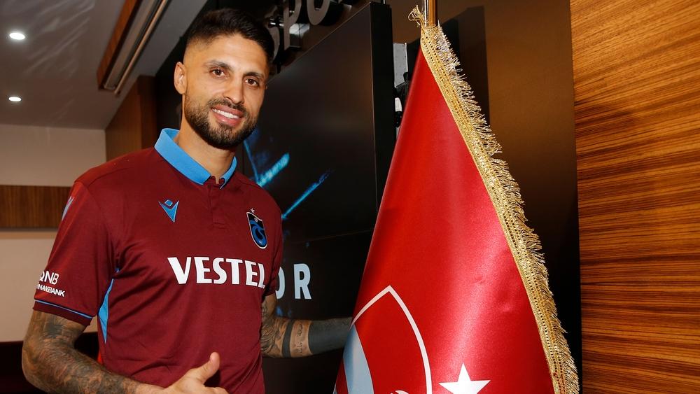 داكوستا يمدد عقده مع طرابزون سبور التركي