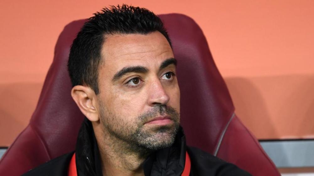 أسطورة برشلونة تشافي يُصاب بفيروس "كورونا"