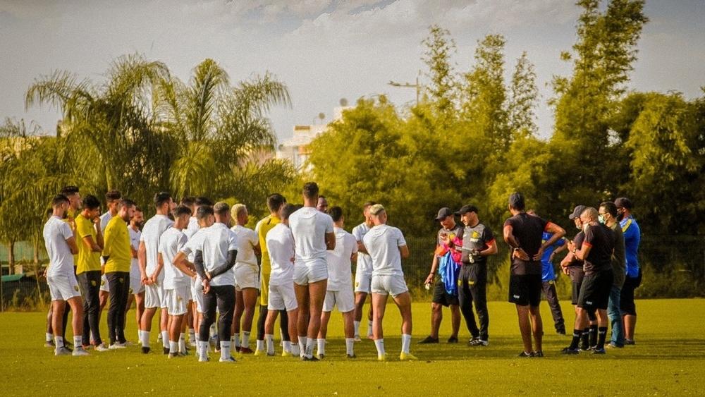 "كورونا" تواصل "ضرب" المغرب الفاسي بعد تسجيل إصابة ثلاث لاعبين جدد و أحد أعضاء الطاقم الطبي