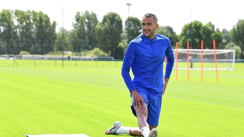 لاعب منتخب هولندا سابقا: "زياش هو اللاعب الذي ينقص تشيلسي.. إنه يتميز بالسرعة في بناء الهجمة"