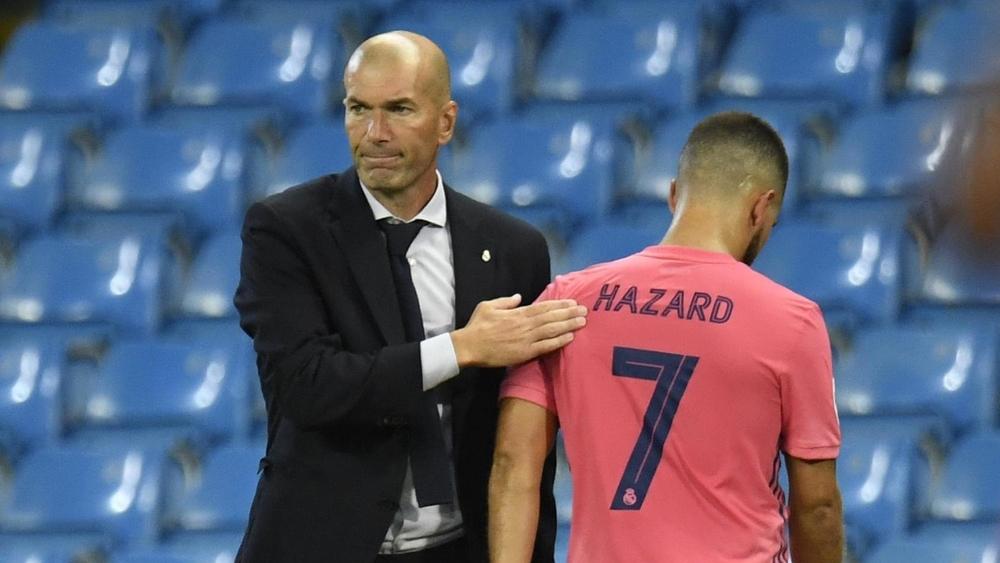 زيدان يتحدث عن مستقبله مع ريال مدريد عقب الخروج من دوري أبطال أوروبا