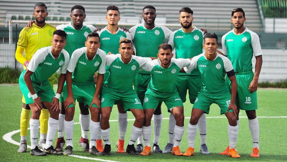 "سلطات الرباط" منعت "أمل الرجاء" من ولوج الملعب بسبب تأخر نتائج فحوصات "كورونا".. والمباراة تأخرت بـ20 دقيقة!