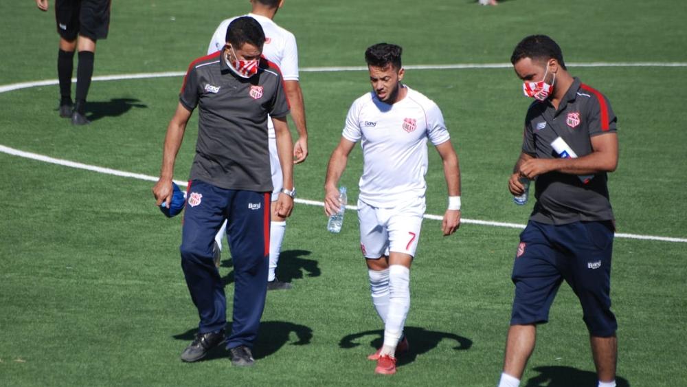 مباراة ش.خنيفرة وش.المحمدية في طريقها للتأجيل بعد تسجيل "حالة إيجابية" في النادي الزياني