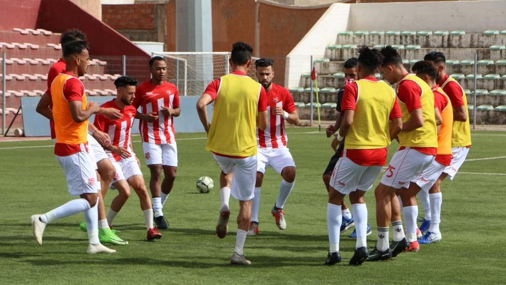 بعد تسجيل إصابتين بالفيروس التاجي في وقت سابق..47 تحليلة "سلبية" في صفوف شباب أطلس خنيفرة