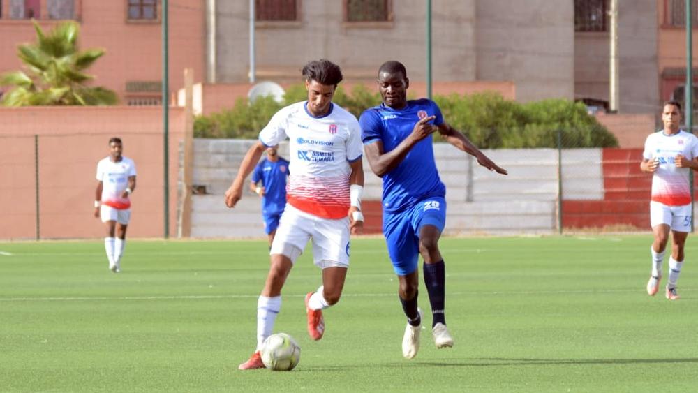 شباب بنجرير يعلن إصابة أحد لاعبي الفريق بفيروس "كورونا" و مباراته أمام شباب الحسيمة "مهددة" بالتأجيل